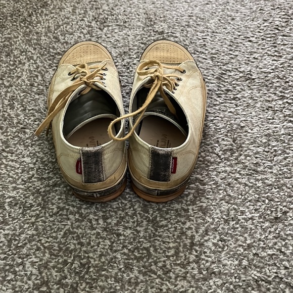 Super Cute Eric Meyer Medium Design Shoe Size 9. - Picture 6 of 6